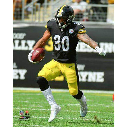 James Conner Skipping with Ball In Black Unsigned 8x10 Photo