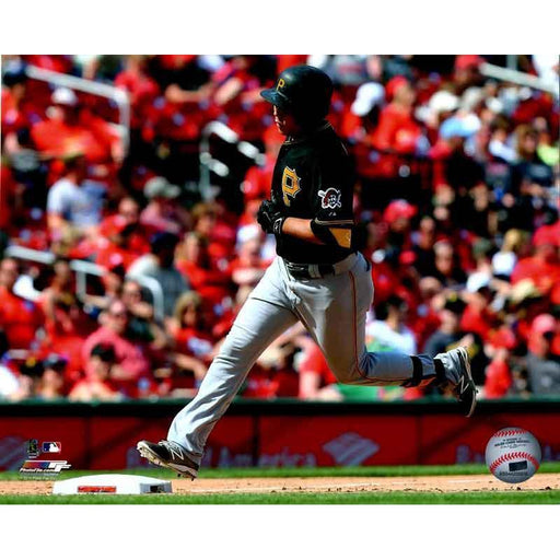 Jung-ho Kang Running with Red Background 8x10 - Unsigned