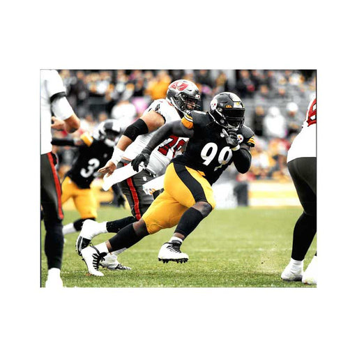 Larry Ogunjobi Running in Black Unsigned 8x10 Photo