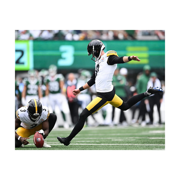 Pre-Sale: Chris Boswell Signed Field Goal vs Jets Photo