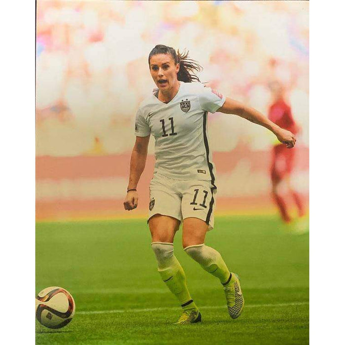 Ali Krieger Unsigned Dribbling Soccer Ball (Eyes Up) 8x10 Photo (2015)