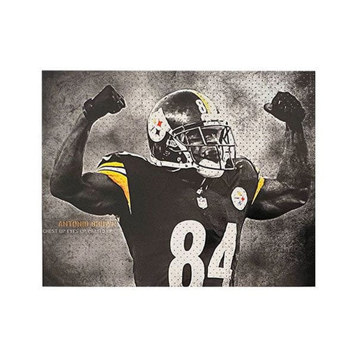 Antonio Brown Flexing (Chest Up, Eyes Up, Prayed Up) Unsigned 16x20 Photo