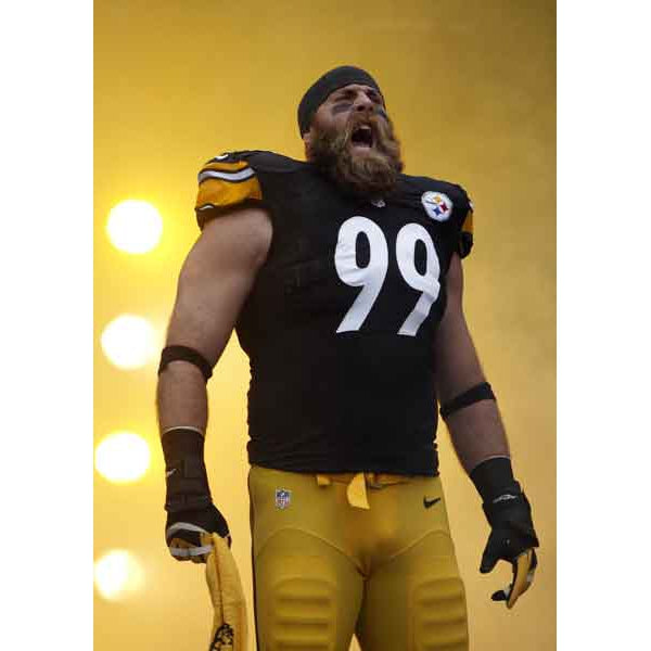 Brett Keisel Screaming in Tunnel Unsigned 8x10 Photo