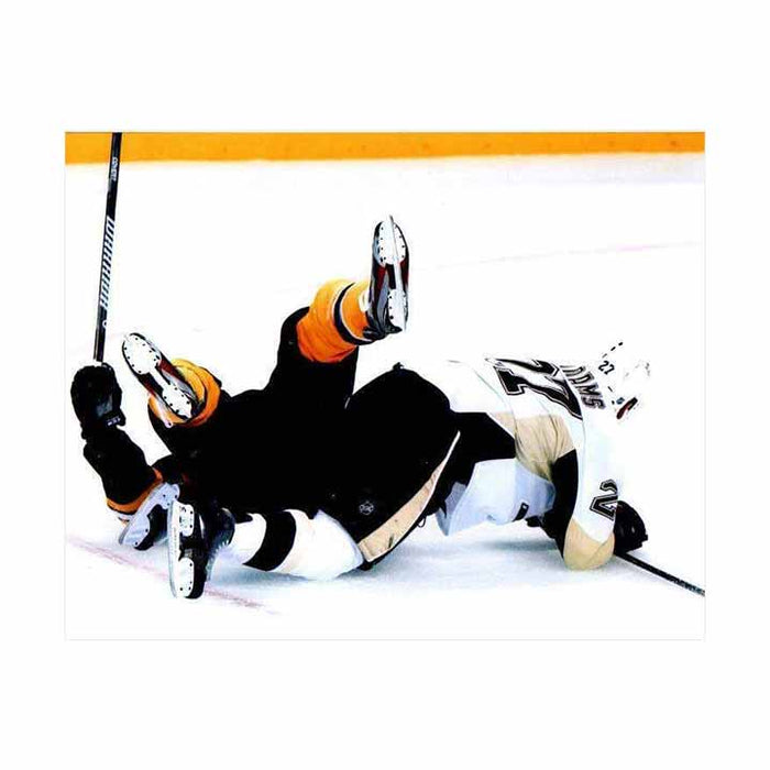 Craig Adams In White On Ice After Hit Unsigned 8x10 Photo