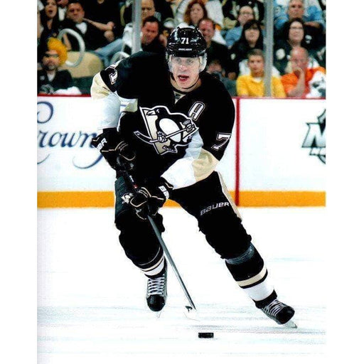 Evgeni Malkin Skating With Puck In Black Unsigned 16x20 Photo
