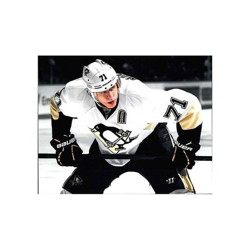 Evgeni Malkin Stick on Thighs in Vegas Gold Unsigned 16x20 Photo