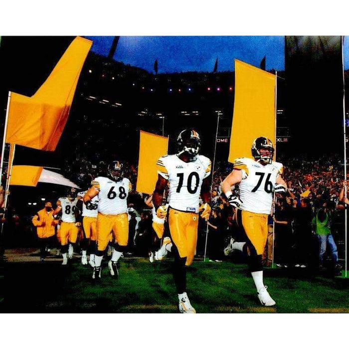 Santonio Holmes Running Out Of Tunnel With Team Sb43 Unsigned 8X10 Photo