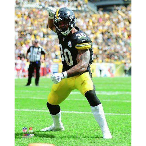 James Conner Fist In The Air Unsigned 16X20 Photo