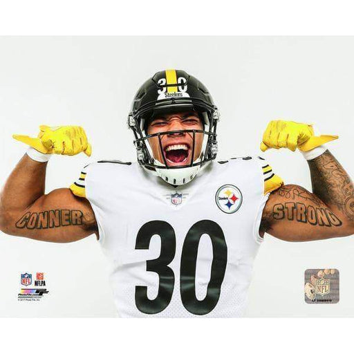 James Conner Flexing Unsigned 16X20 Photo