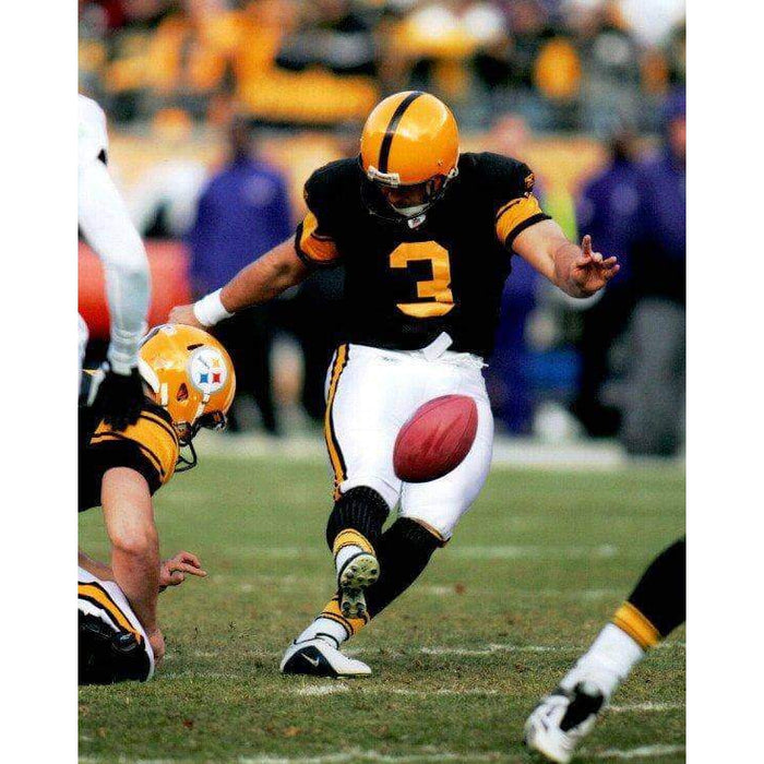 Jeff Reed Kicking In 75th Anniversary Unsigned 8X10 Photo