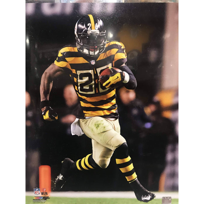 Le'Veon Bell Running With Ball Bumble Bee Unsigned 16X20