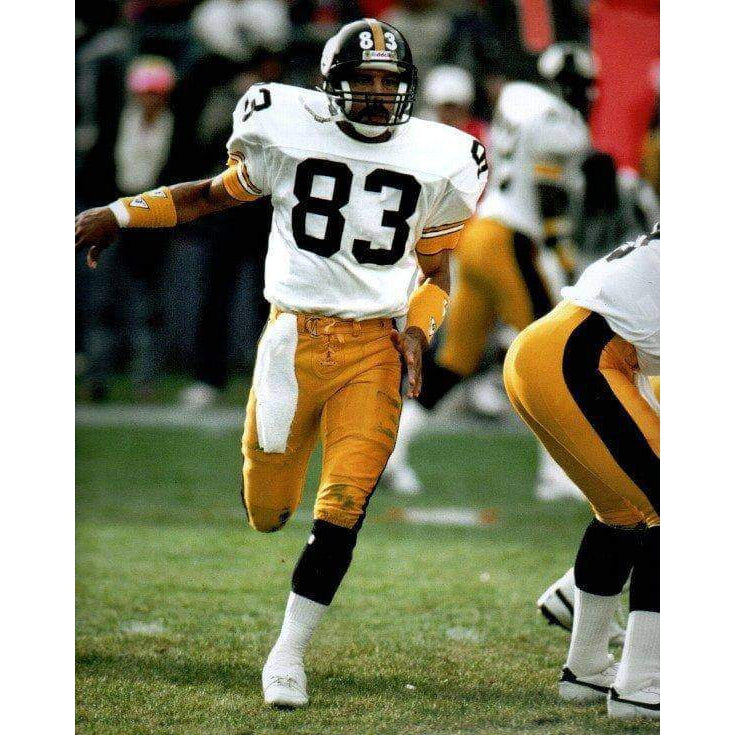 Joe Greene Pittsburgh Steelers Unsigned Super Bowl IX Black and White  Photograph