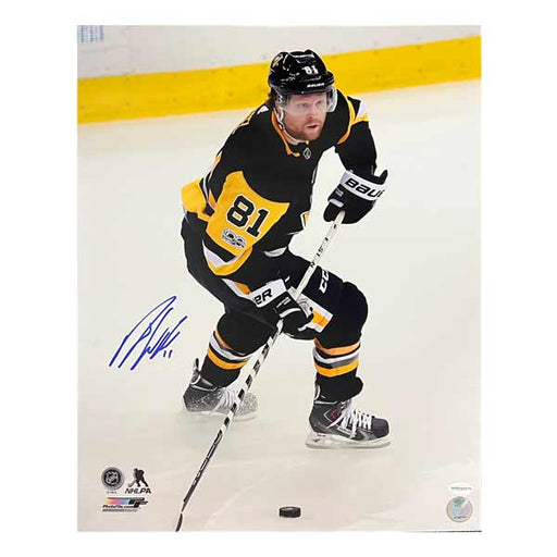 Phil Kessel Signed Skating Head Up with Puck 16x20 Photo