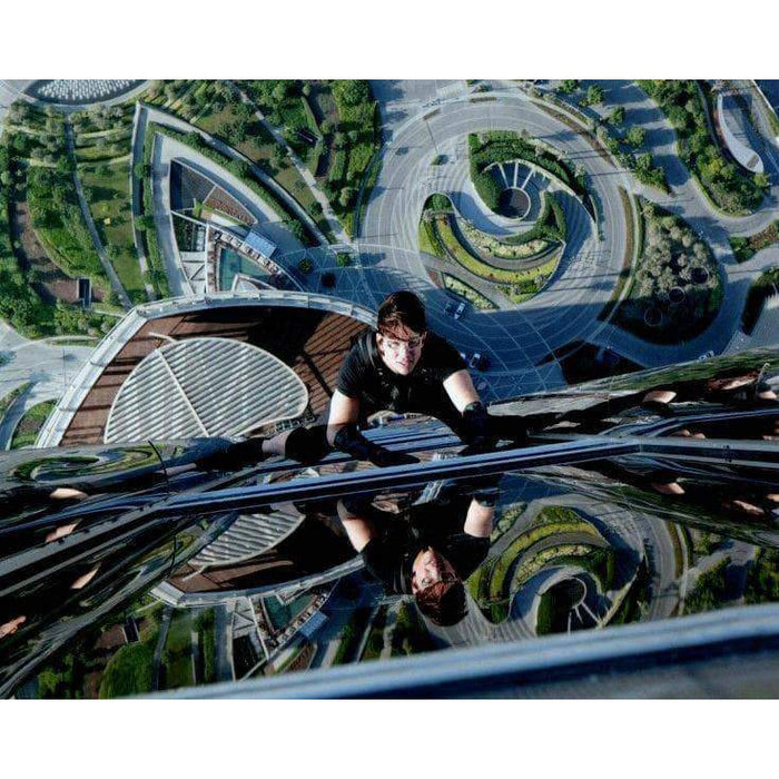 Tom Cruise Mission Impossible Unsigned 8X10 Photo