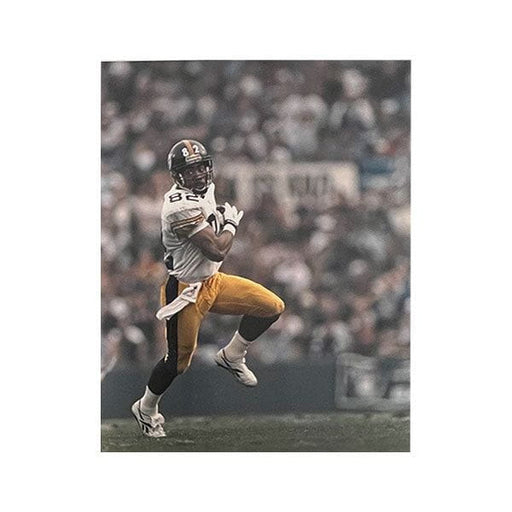 Yancy Thigpen Running in White Unsigned 16x20 Photo